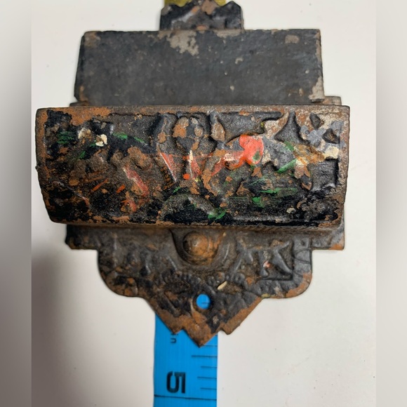 Antique Cast Iron Matchstick Holder w/ Lid Vintage Wall Mount FREE MATCHES - Picture 7 of 12